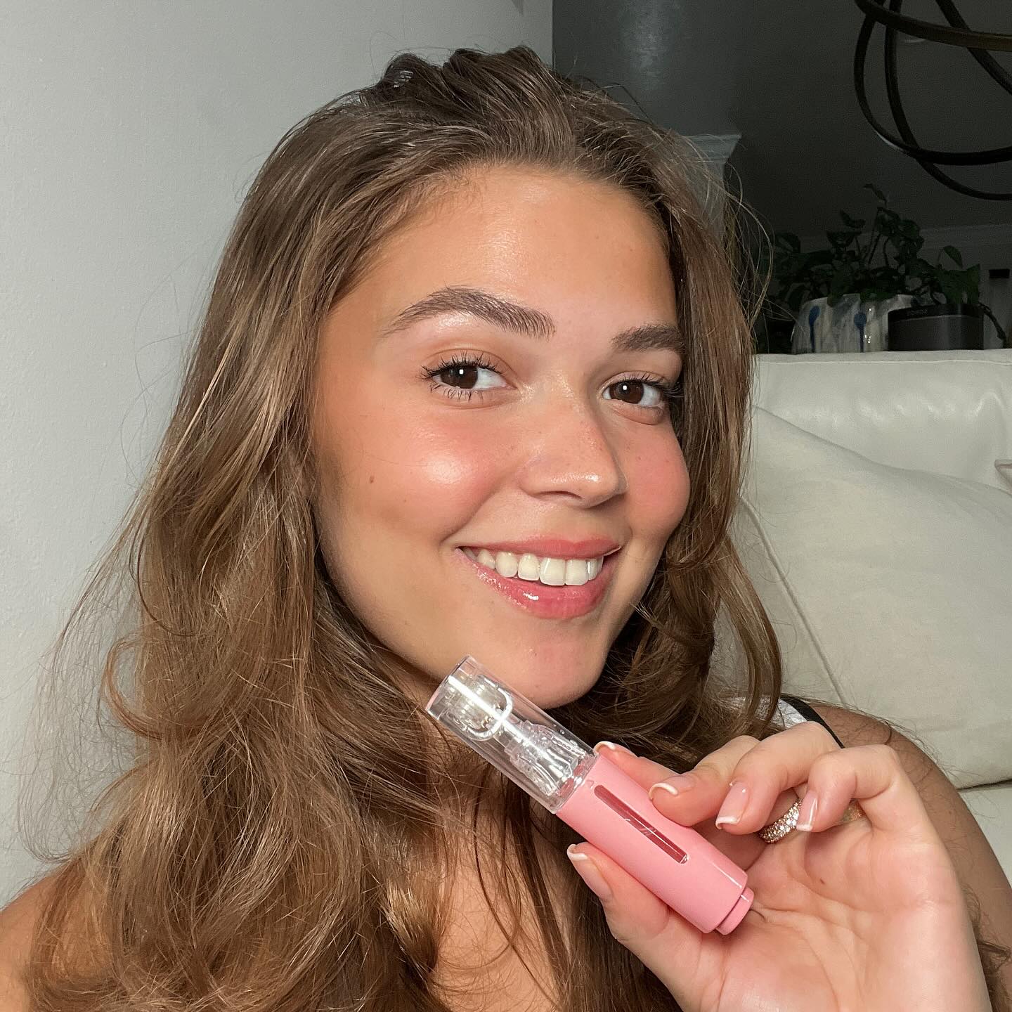 KissBliss™ Lip Booster - GloWaves