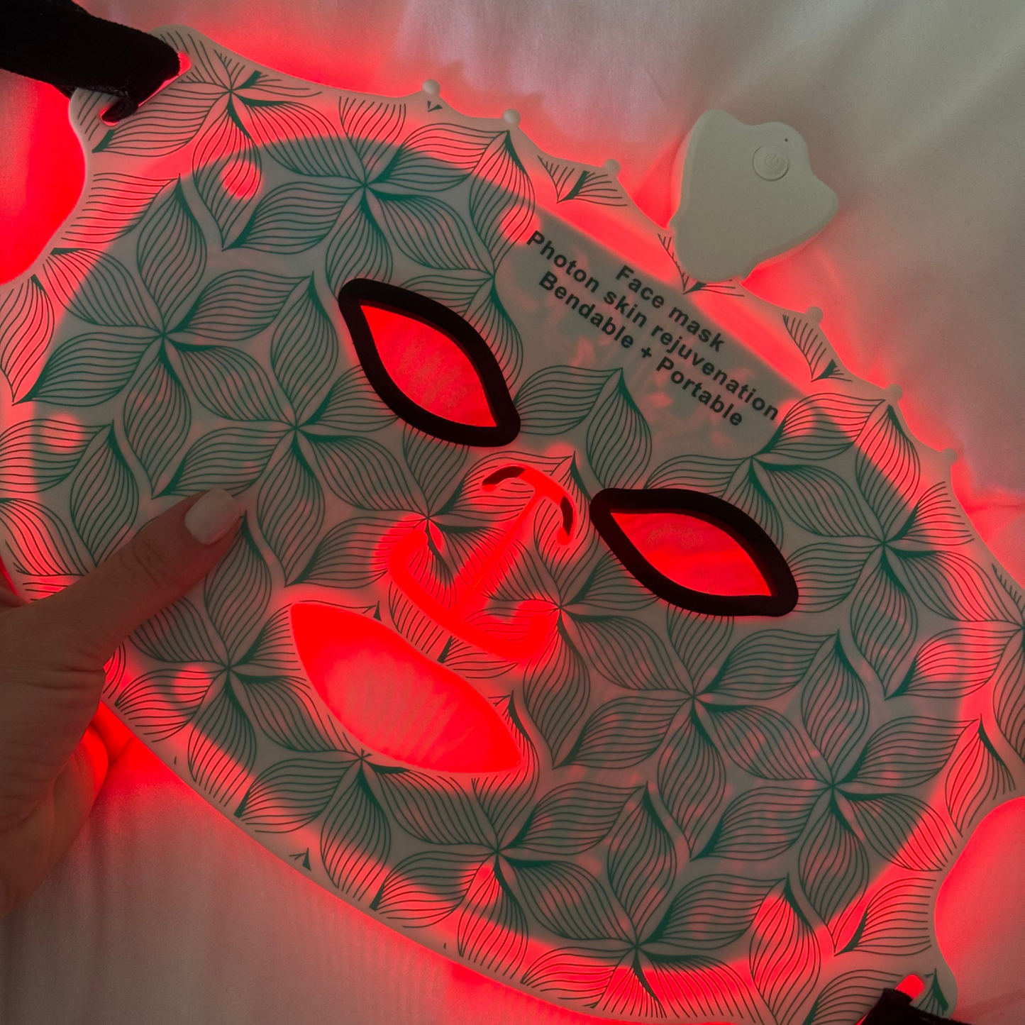 GLOWAVES™ 7-LED THERAPY FLEXMASK
